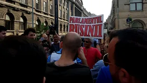 Proteste în Capitală şi în ţară faţă de deciziile recente ale parlamentarilor - FOTO, VIDEO