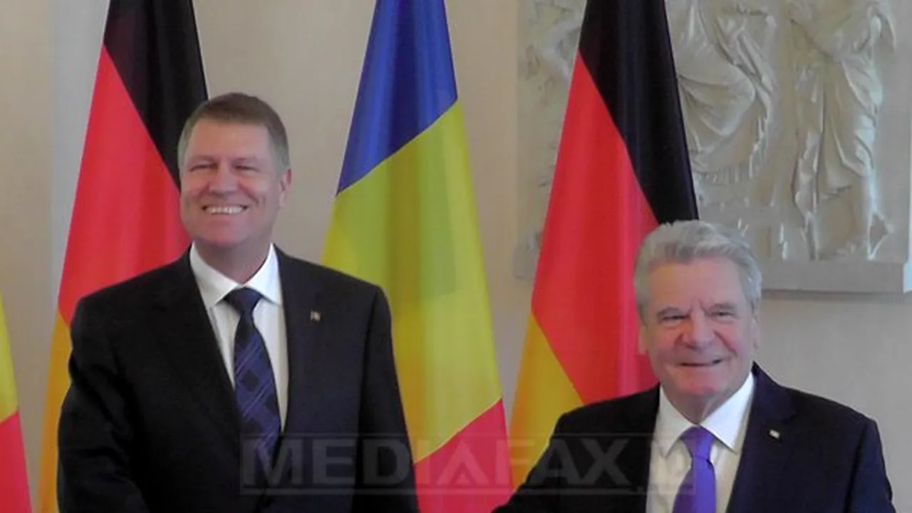 Iohannis i-a decorat pe preşedintele Germaniei şi pe partenera sa