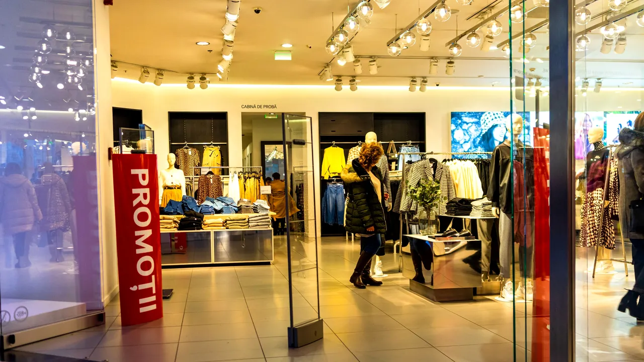 Debut anemic al mall-urilor, după redeschidere. Magazinele funcţionează la 50% din capacitate