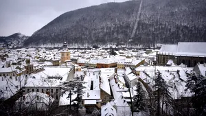 Oraşul din România care rămâne în scenariul roşu pentru încă 14 zile