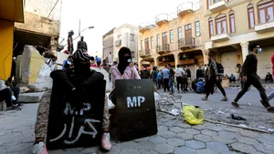Noi violenţe în Irak. Cel puţin trei persoane au murit după ce forţele de ordine au deschis focul asupra protestatarilor. VIDEO