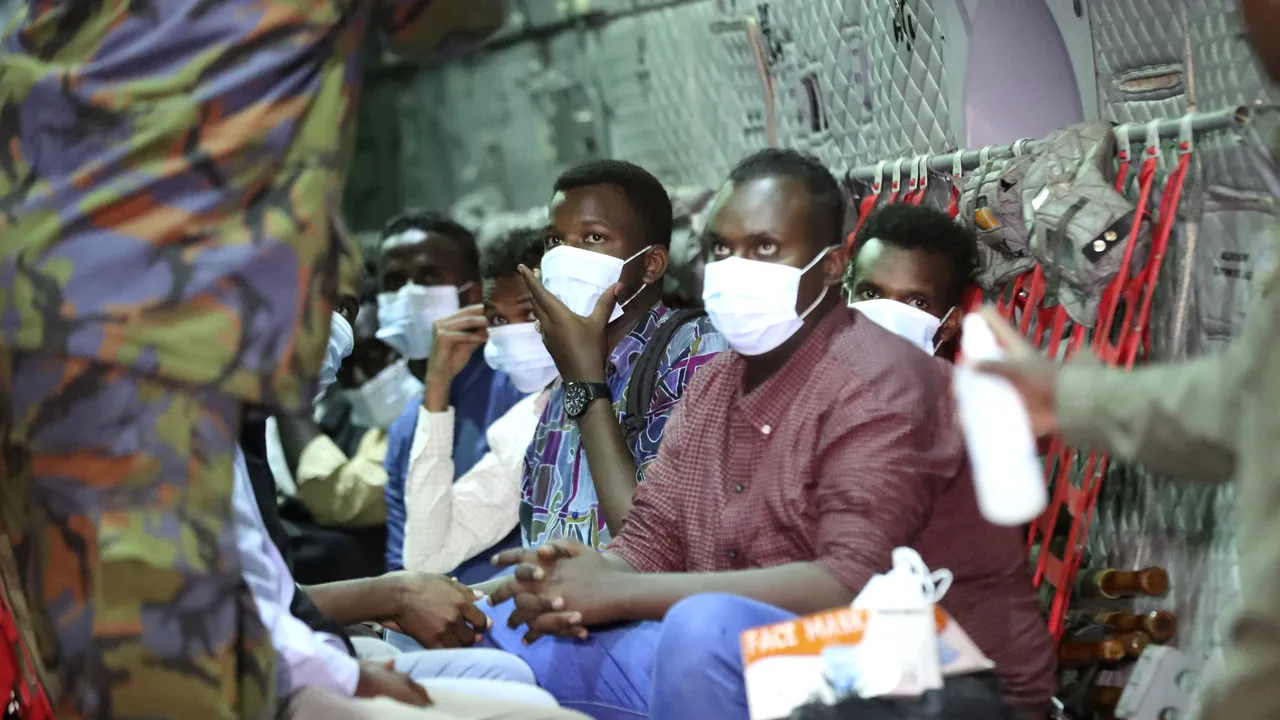 Un milion de refugiaţi fug din Sudan din cauza războiului