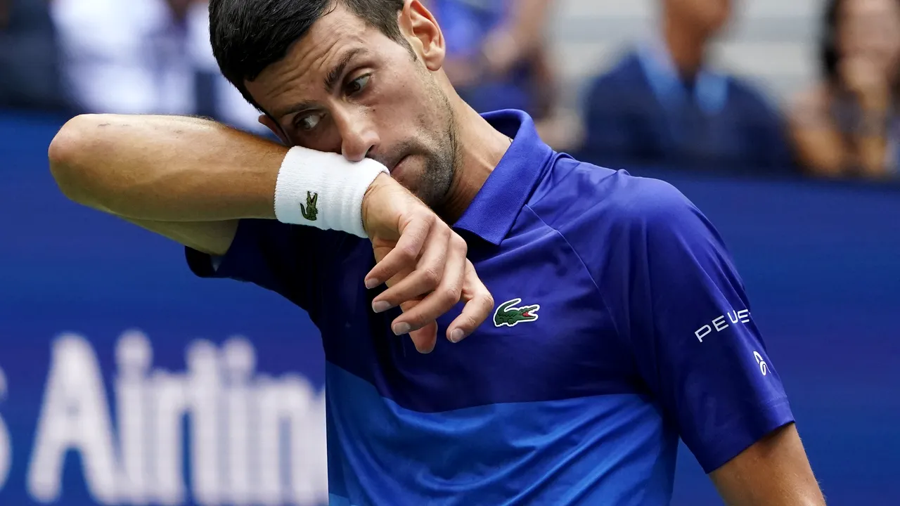 Noi detalii despre cazul Novak Djokovic. Sportivul rămâne în Australia în carantină. Contestaţia depusă se va judeca luni