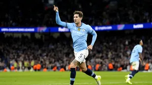 Manchester City anunță plecarea căpitanului John Stones după un deceniu petrecut la clubul englez