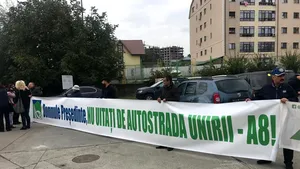 „Împreună pentru A8” | Iohannis, despre Autostrada Moldovei: Sunt sigur că noul guvern va primi mesaje foarte clare - VIDEO