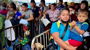 ONU: 14.000 de migranți s-au reîntors în sud după înăsprirea regulilor la frontiera Statelor Unite
