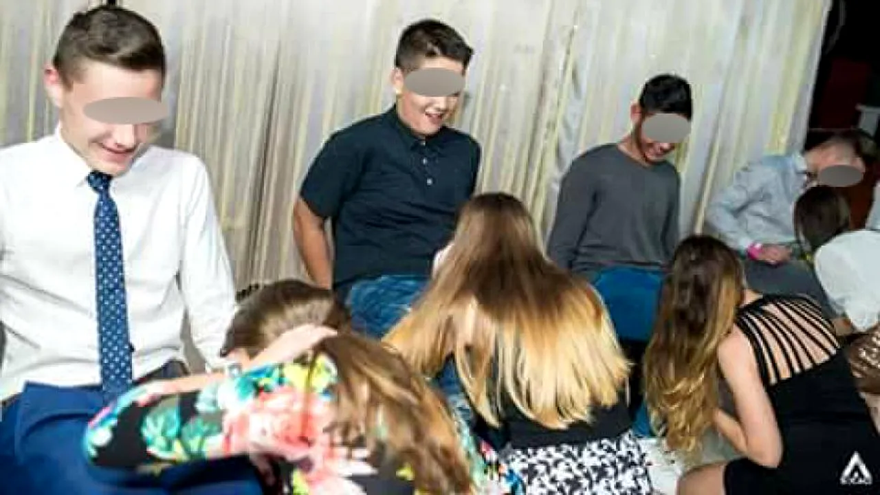 Balul Bobocilor din CLUJ. Ministrul Educaţiei anunţă schimbări drastice, după ce elevii au mimat acte sexuale 