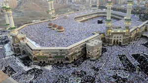 Negocieri între Guvernul afgan şi talibani, la Mecca