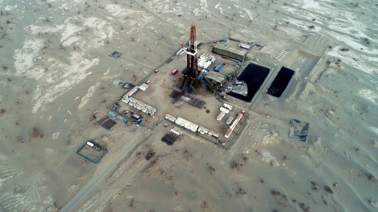 SUA includ două companii şi 34 de nave petroliere din Venezuela pe o listă de sancţiuni