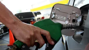 Venezuela va vinde Iranului benzină
