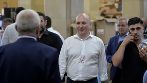 Codrin Ştefănescu, reacţie vehementă la propunea lui Ciolacu privind un guvern de uniune naţională: Să te uneşti cu cine? Fereascā sfântu’