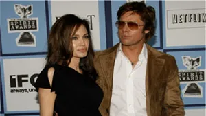 Angelina Jolie suferă de depresie postnatală