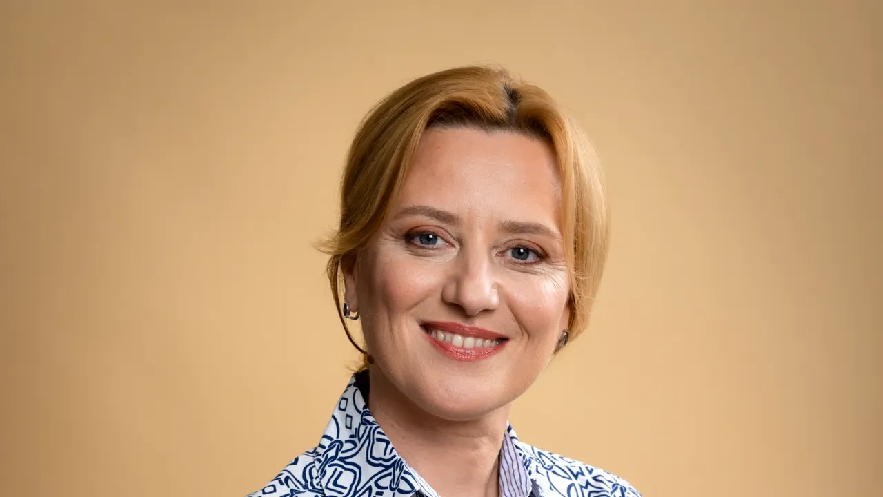 INTERVIU Angela Galeţa, director Fundaţia Vodafone: ”Bright Sky RO te poate ajuta să ieşi dintr-o relaţie violentă şi să ceri sprijin”