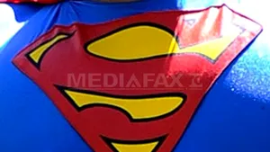 Superman a renunţat la cetăţenia americană şi i-a înfuriat pe conservatorii din Statele Unite