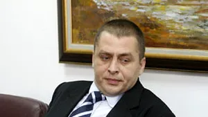 COM: Susţinut de Băsescu, omul lui Macovei rămâne la DNA