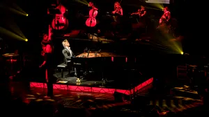 Havasi, cel mai rapid pianist din lume,revine în noiembrie, în capitală, într-un concert spectaculos