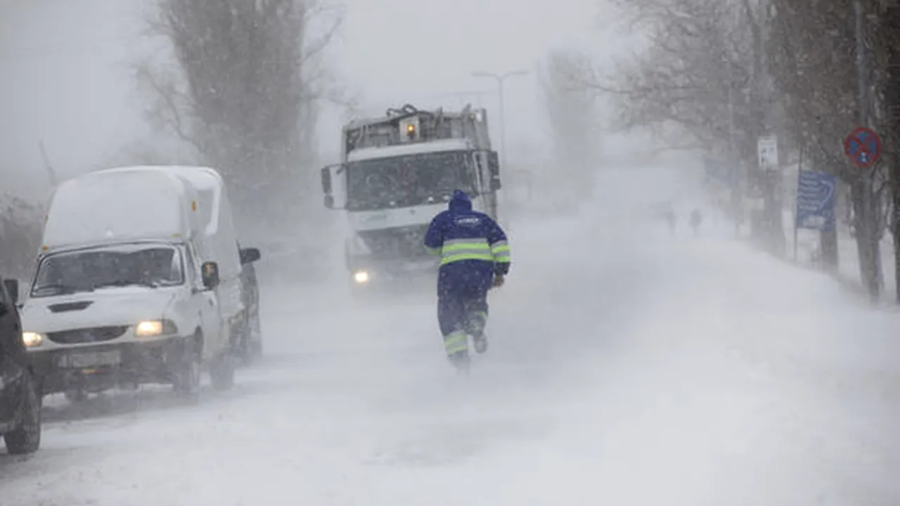 Trafic aglomerat în Capitală. 11 accidente rutiere în ultimele ore. Brigada Rutieră anunţă restricţii de circulaţie în mai multe zone 