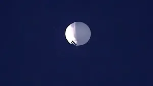 Un balon de mici dimensiuni a fost interceptat de un avion de luptă în SUA