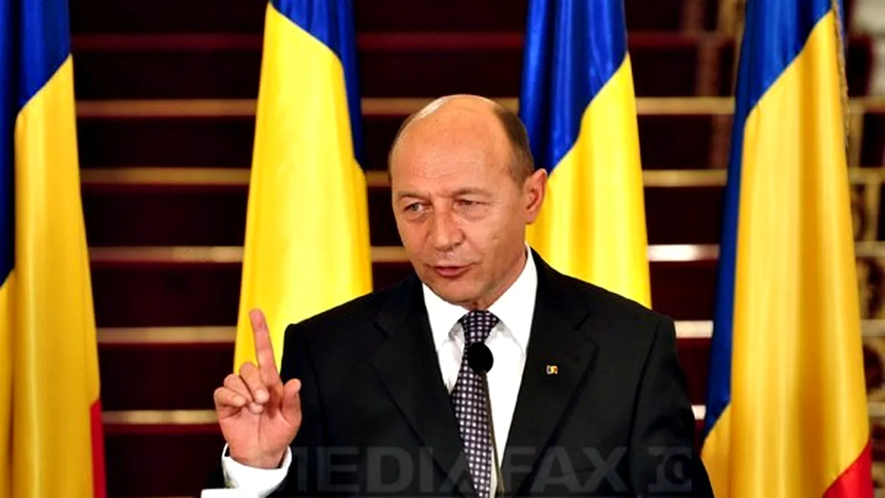 Financial Times: Traian Băsescu denunţă legea privind schimbarea denumirii persoanelor de etnie romă