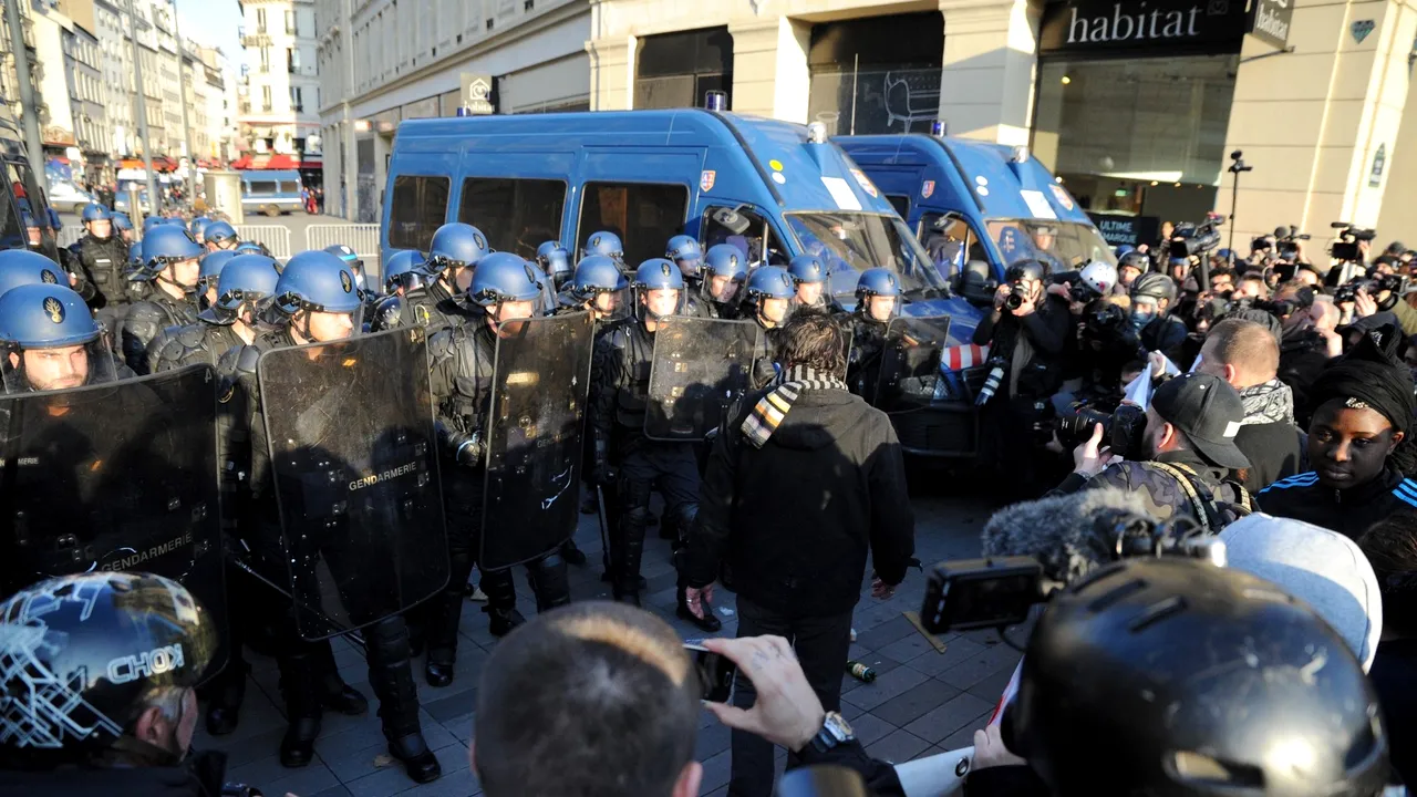 Proteste la Paris faţă de o gală pro-Israel organizată de personalităţi de extremă dreapta