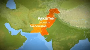 Cel puţin 15 persoane, decedate în urma unei explozii cu bombă în Pakistan