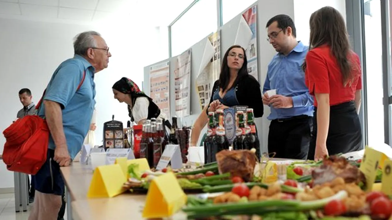 REPORTAJ: Iaurt cu afumătură, salam de peşte, cremă de unt cu ulei de palmier - produse de studenţi - FOTO