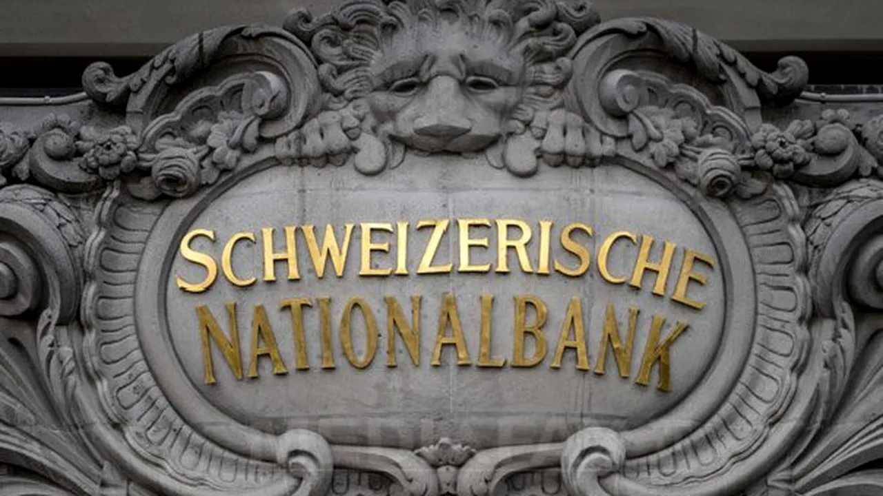 Semnal major pentru pieţe? Surpriză: Banca Naţională Elveţiană a anunţat reducerea ratei dobânzii