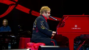 Elton John revine la Bucureşti