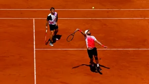 Tecău şi Krawietz îşi continuă drumul spre finala probei de dublu la turneul de tenis de la Hamburg