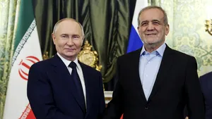 Putin şi Pezeshkian semnează un acord de parteneriat strategic între Rusia şi Iran