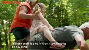 Ţara în care nepoţii îşi pot îmbrăţişa din nou bunicii. Guvernul a decis că nu sunt un pericol pentru bătrâni