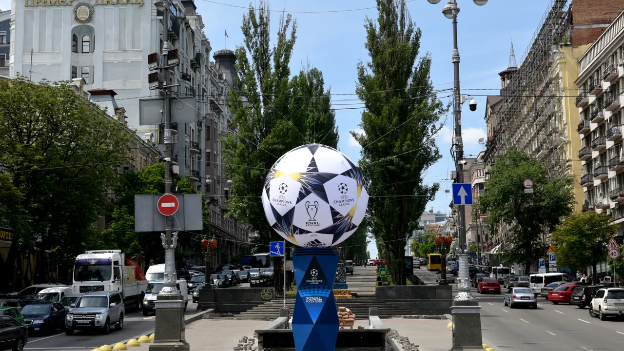 ALERTĂ CU BOMBĂ înaintea finalei Ligii Campionilor: Staţii ale metroului de la Kiev, evacuate 
