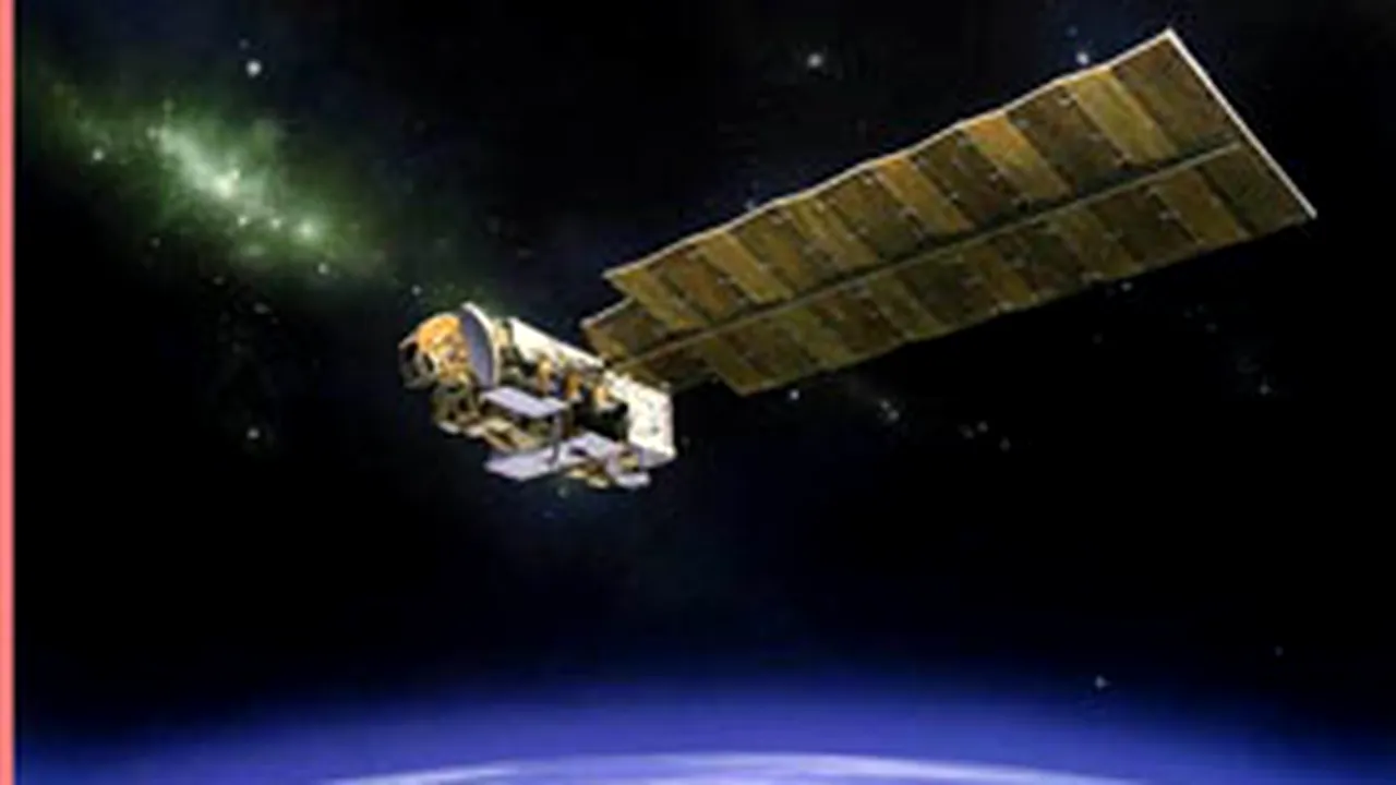 Un satelit de spionaj american s-ar putea prăbuşi pe Pământ