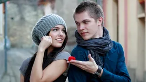 Sexul şi cariera îi fac fericiţi pe bărbaţi. Femeile preferă mâncarea şi familia