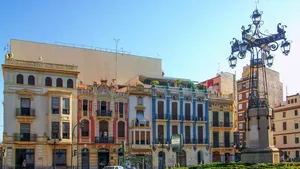 Orașul din Spania, cu o comunitate uriașă de români, considerat de turiști „noua Barcelona”
