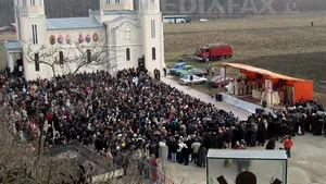 Jandarmeria: La Mănăstirea Sf. Andrei vor sosi aproximativ 20.000 de pelerini