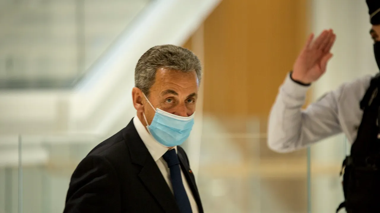 Sarkozy, pregătit să dea Franţa în judecată pentru a-şi dovedi nevinovăţia: ”Poate va trebui să duc această luptă până la Curtea Europeană a Drepturilor Omului”