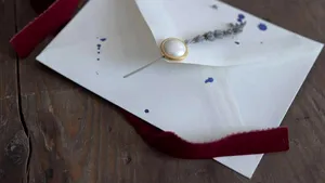 Scrisori călătoare în tren: 600 de epistole cu sigiliu, în două trenuri spre Constanţa şi Sibiu - FOTO