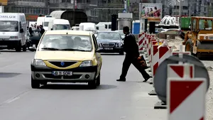 Zile de sărbătoare religioasă. Restricţii impuse pe autostrăzi şi drumuri naţionale intens circulate, pentru 14 şi 15 august