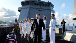 Coreea de Nord pune în serviciu distrugătorul care s-a răsturnat la lansare. Kim Jong Un anunță o nouă etapă pentru marina militară