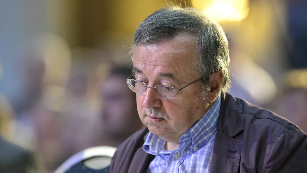 Ion Cristoiu: Nicolae Ciucă îşi depune mandatul. Ce urmează? Noi negocieri eşuate din start pentru formarea unei majorităţi