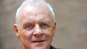 Anthony Hopkins a slăbit 34 de kilograme - GALERIE FOTO