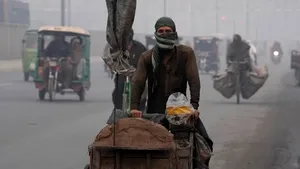 Panică în Pakistan: India promite să întrerupă aprovizionarea cu apă din cauza Kashmirului
