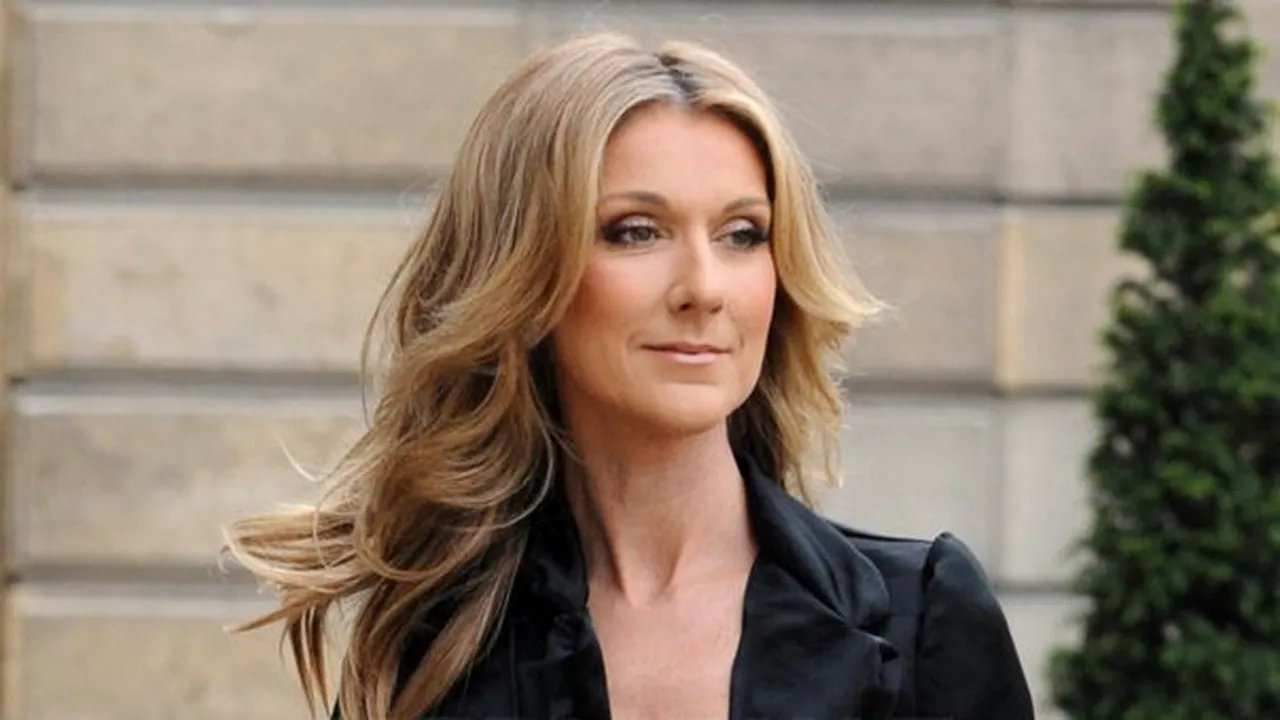 Celine Dion, pictorial provocator pentru revista V. Cum arată cântăreaţa topless - FOTO