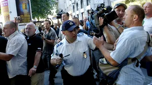 Zece răniţi şi 45 de arestaţi în cursul paradei homosexualilor de la Budapesta