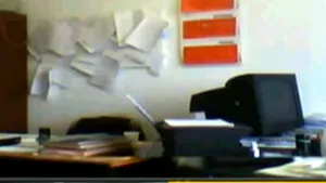 Videochat în timpul serviciului: O angajată a unei primării din Bacău făcea show-uri erotice la locul de muncă - VIDEO