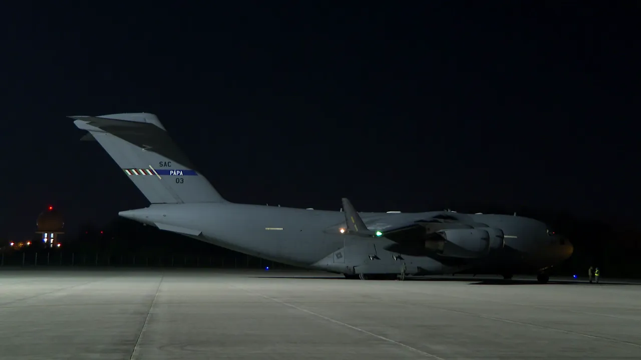 FOTO | Al treilea transport de echipamente de protecţie din Coreea de Sud a ajuns, miercuri, în România