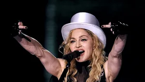 Concert Madonna: Firma care amenaja scena din Parcul Izvor, amendată