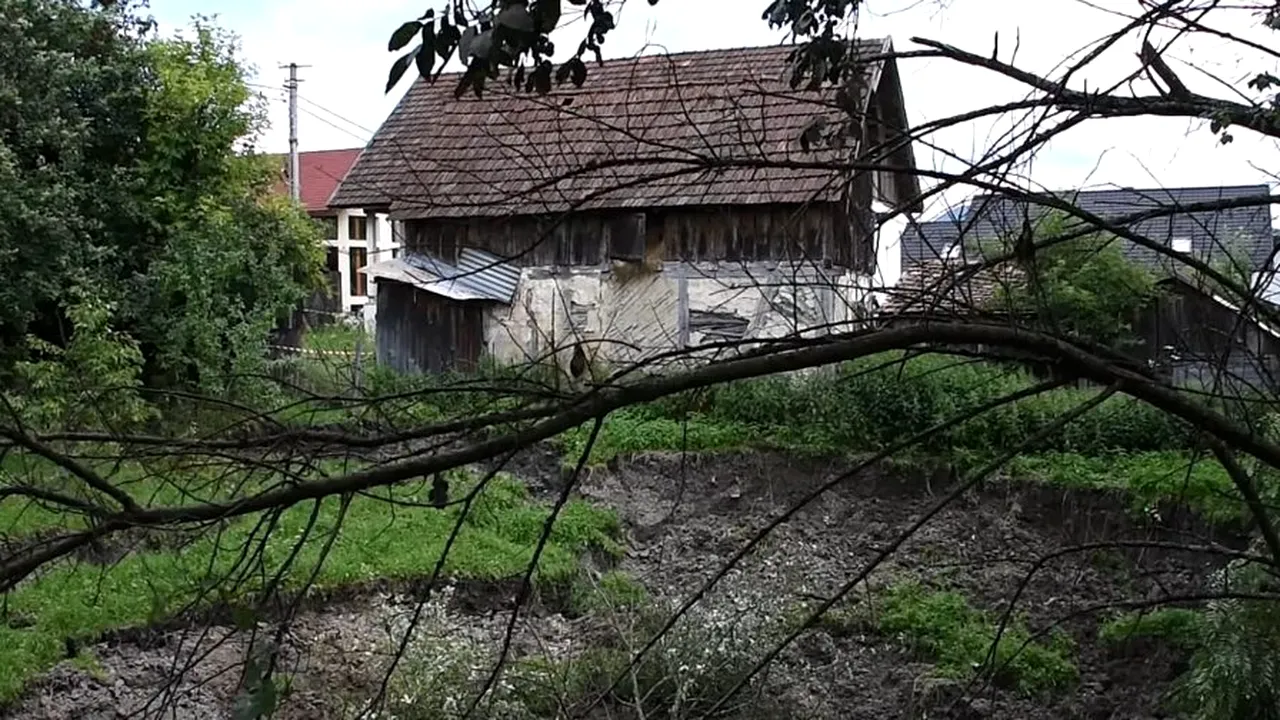 Risc geotehnic extins în urma prăbușirii fostei mine Coștiui: zeci de oameni evacuați