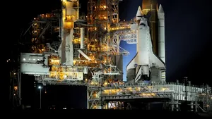 Lansarea navetei spaţiale Endeavour a fost amânată